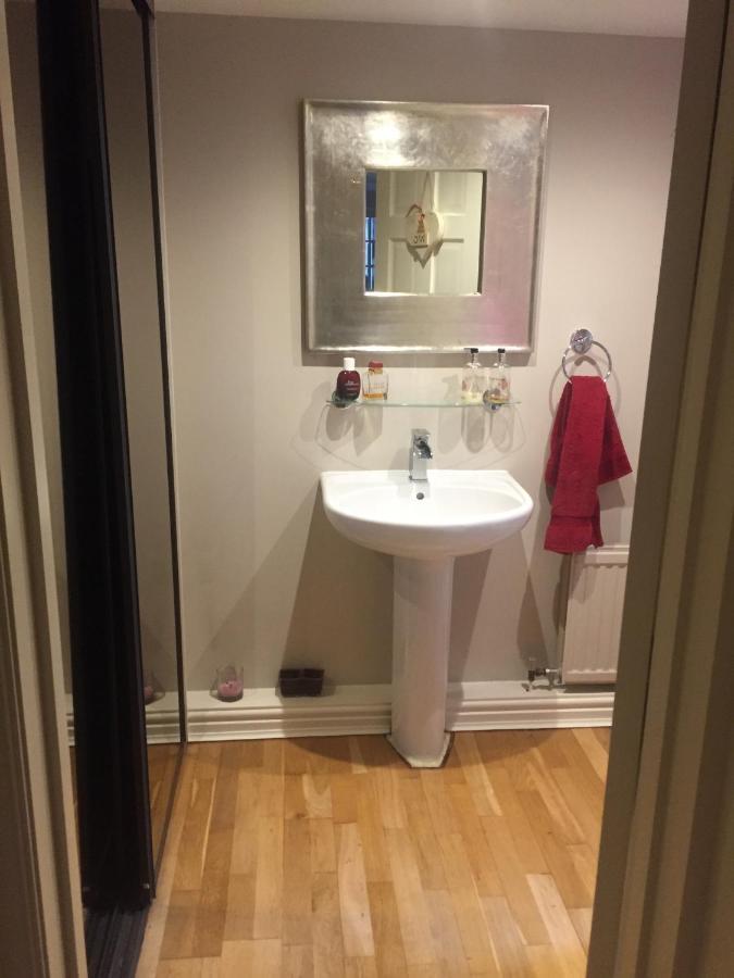 Wilmslow Airbnb Εξωτερικό φωτογραφία